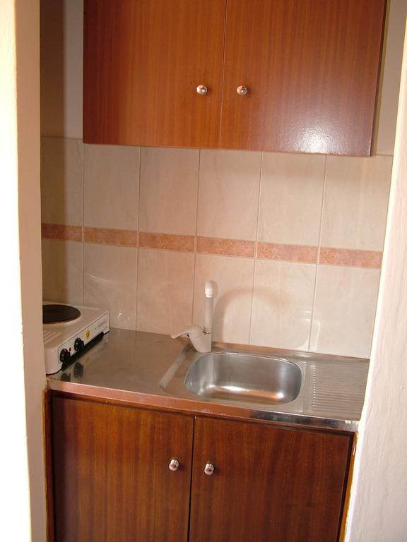 George'S Apartment Ajía Marína Szoba fotó